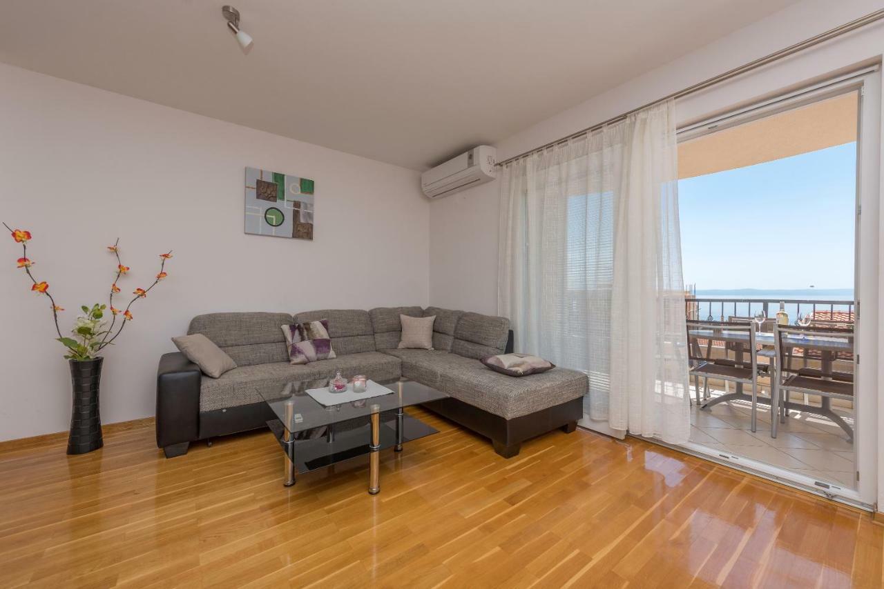 Apartments Naja Макарска Екстериор снимка