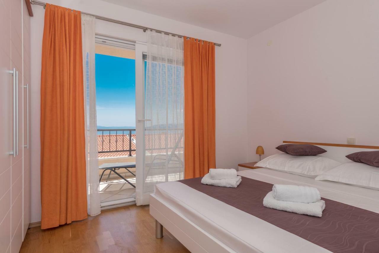 Apartments Naja Макарска Екстериор снимка